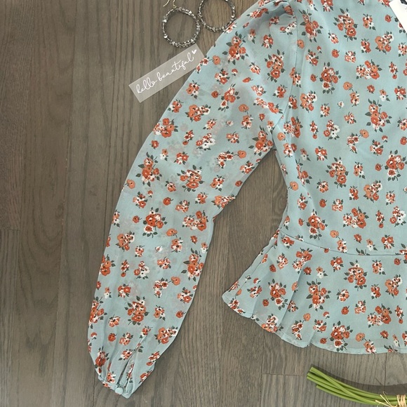 SugarLips Shelli Floral Peplum Blouse - Picture 8 of 8